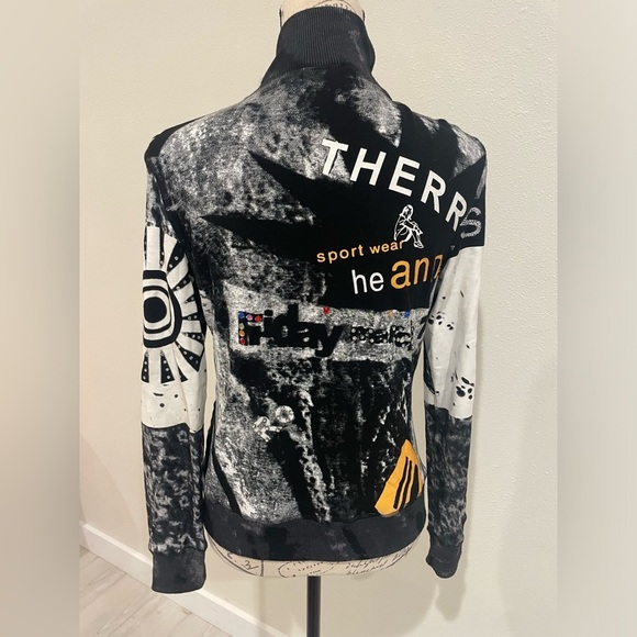 Black and White Bomber Jacket with High Collar and Graphic Design - Picture 3 of 9